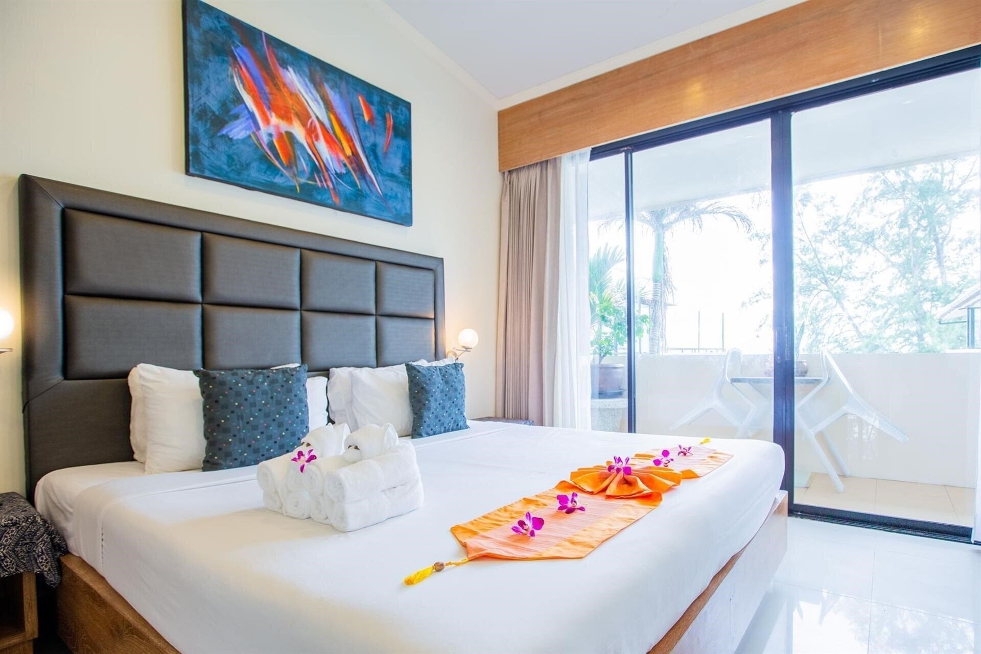 Вид In on the Beach 3*